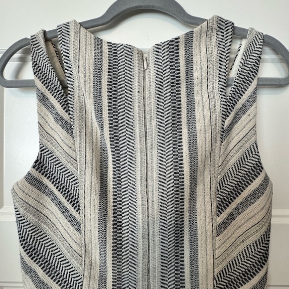 BCBG Jacquard Striped A-Line Dress Size 4 - Picture 4 of 10